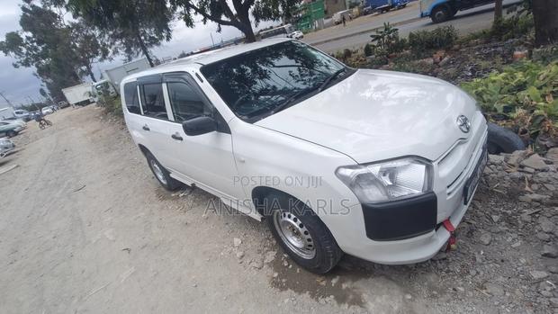 Toyota Probox 2015 White