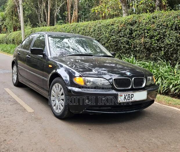 BMW 320i 2004 Black
