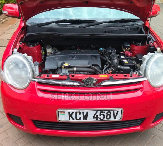 Toyota Sienta 1.5 FWD 2013 Red