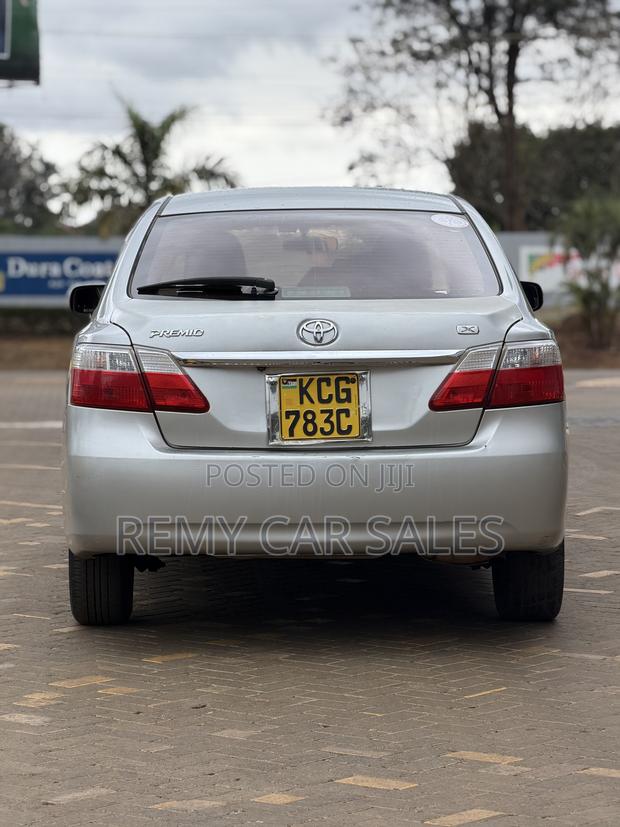Toyota Premio 2009 Silver