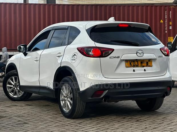 Mazda CX-5 2.2 Diesel FWD 2015 White
