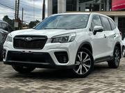 Subaru Forester Premium AWD 2019 White for sale