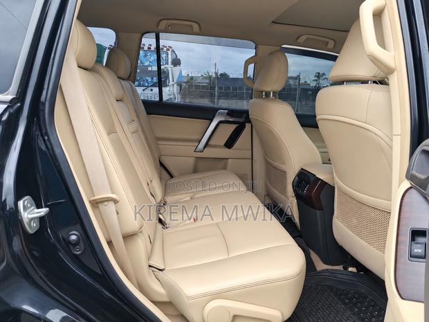 Toyota Land Cruiser 2015 Black