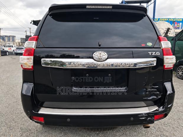 Toyota Land Cruiser 2015 Black