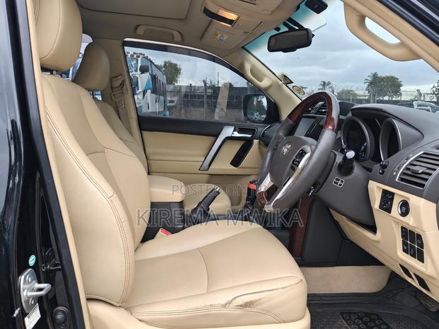 Toyota Land Cruiser 2015 Black