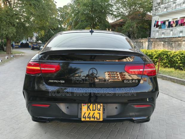 Mercedes-Benz GLE-Class 2016 Black
