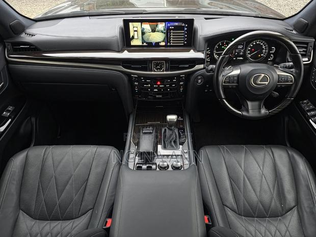 Lexus LX 2020 Black
