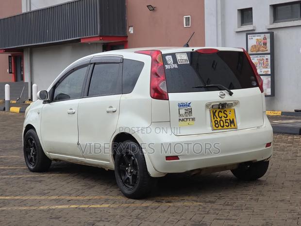 Nissan Note 2011 White
