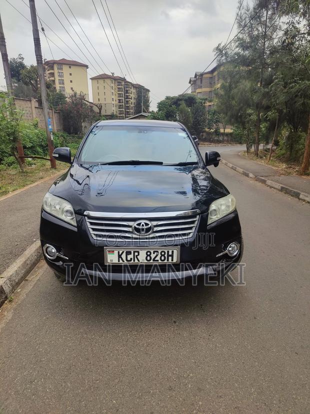 Toyota Vanguard 2012 Black