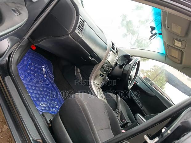 Toyota Corolla Fielder 2010 Black