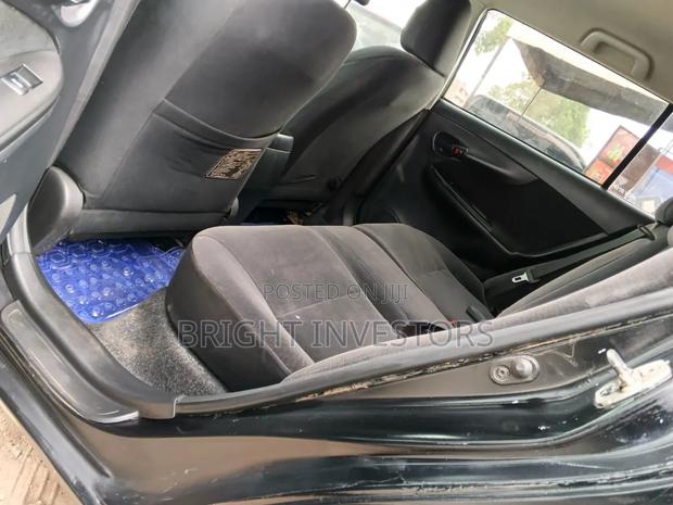 Toyota Corolla Fielder 2010 Black