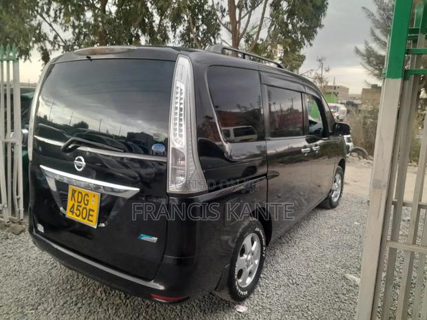 Nissan Serena 2013 Black
