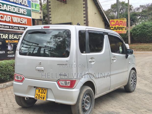 Suzuki Wagon R 2019 Silver