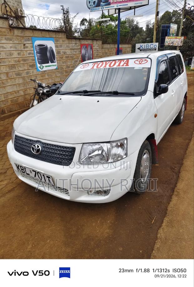 Toyota Succeed 2004 White