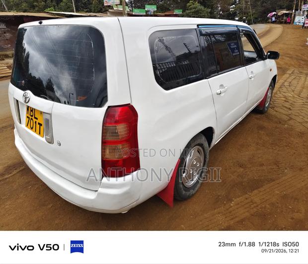 Toyota Succeed 2004 White