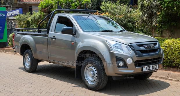 Isuzu D-MAX 2021 Gray