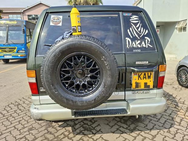Isuzu Trooper 1999 Green
