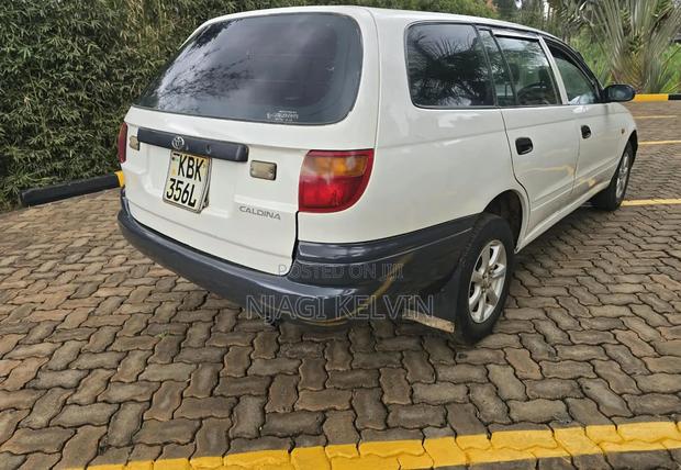 Toyota Caldina 2004 White