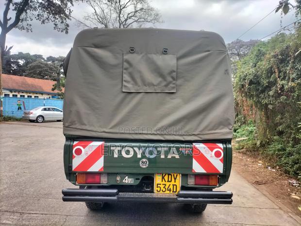 Toyota Land Cruiser 2017 Green