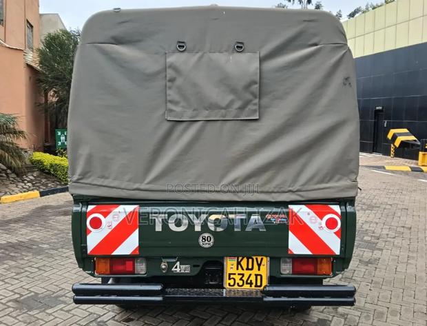Toyota Land Cruiser 2018 Green