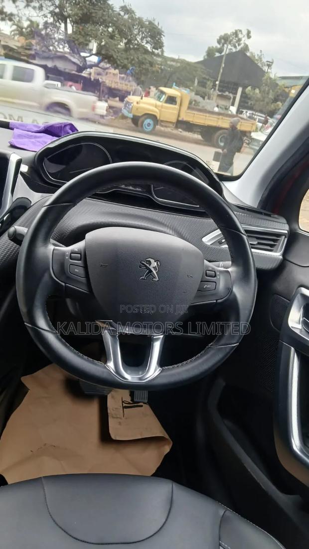 Peugeot 2008 1.2 PureTech (110 Hp) 2019 Red