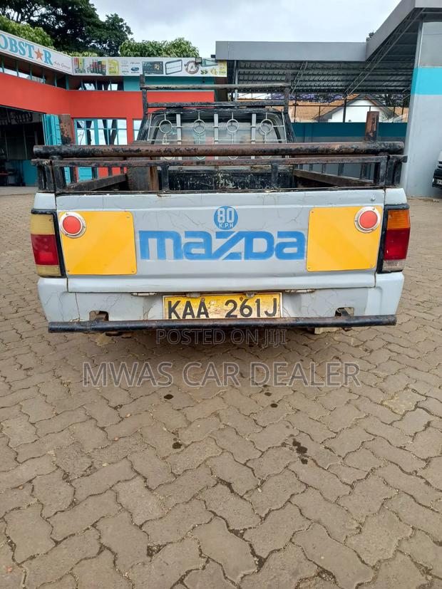 Mazda B-series 1989 Gray