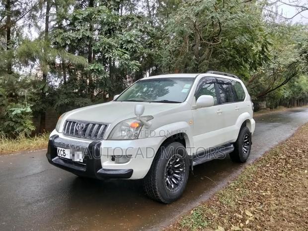 Toyota Land Cruiser Prado 2007 White