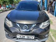 Nissan X-Trail 2015 Gold for sale