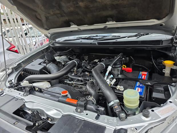 Isuzu D-MAX 2021 Gray
