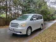 Toyota Noah 2008 Silver for sale