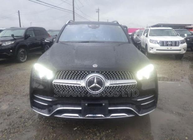 Mercedes-Benz GLE-Class GLE 300d 4MATIC 2019 Black