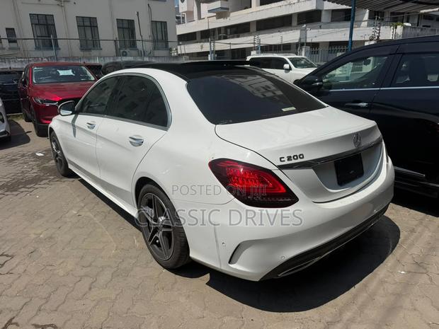 Mercedes-Benz C200 2021 White