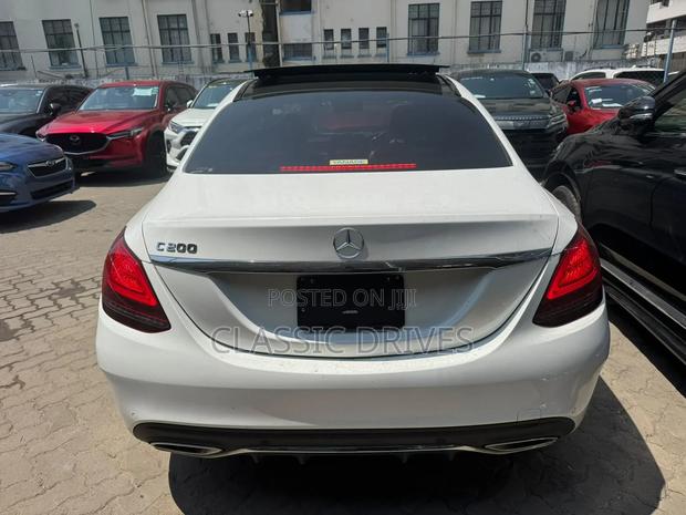 Mercedes-Benz C200 2021 White