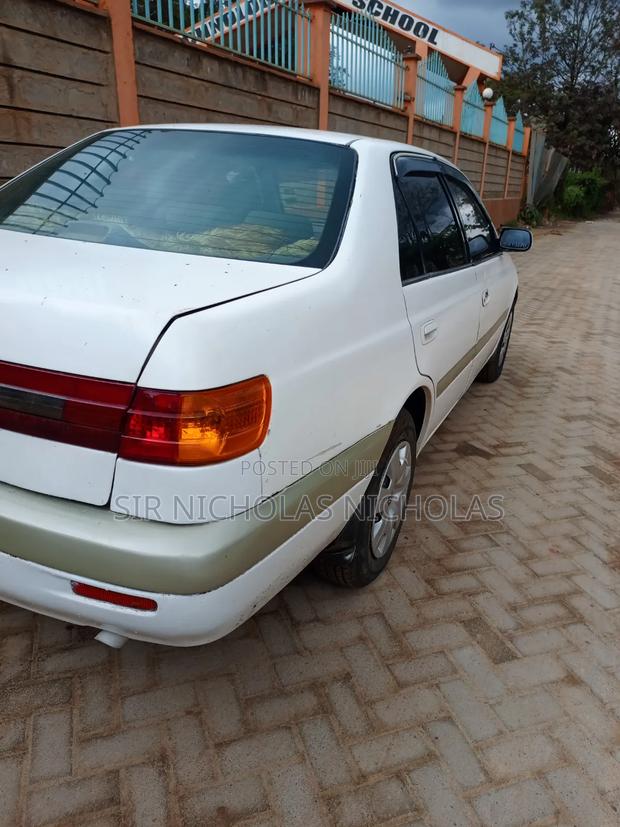 Toyota Corona 1998 White