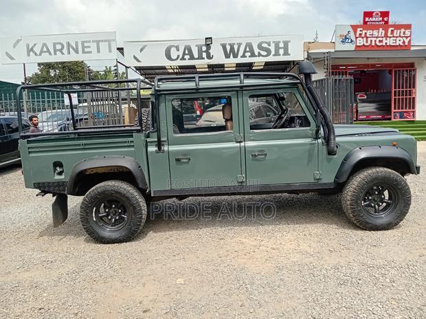 Land Rover Defender 1996 Green