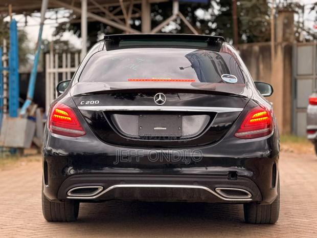 Mercedes-Benz C200 2020 Black