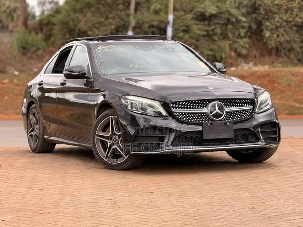 Mercedes-Benz C200 2020 Black