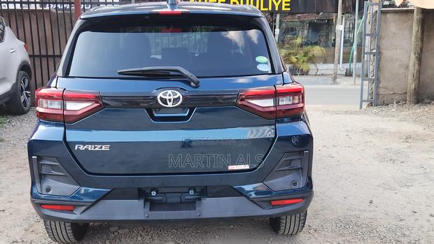Toyota Raize 1.0 AWD 2019 Blue