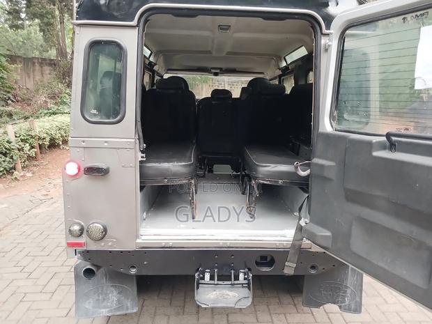 Land Rover Defender 2014 Gray