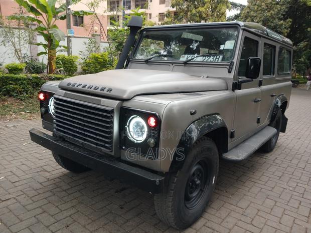 Land Rover Defender 2014 Gray