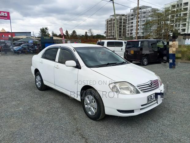 Toyota Corolla 1.5 Sedan Automatic 2002 White