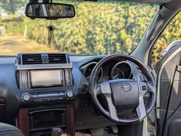 Toyota Land Cruiser Prado 2014 White