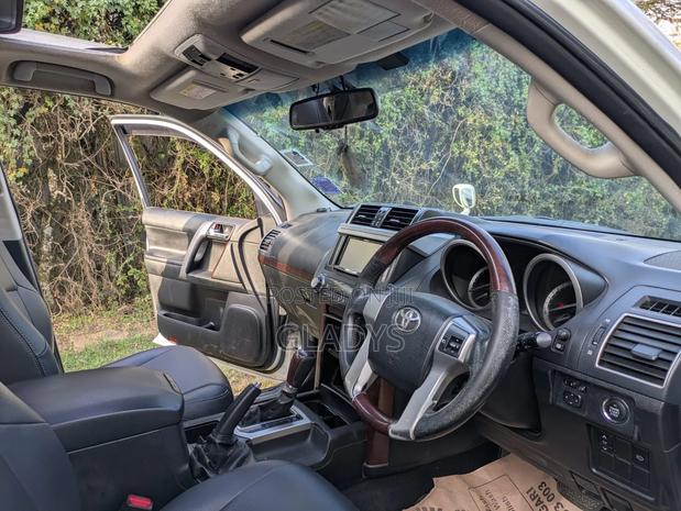 Toyota Land Cruiser Prado 2014 White