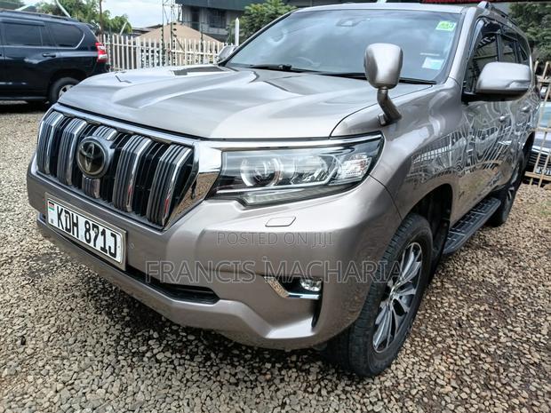 Toyota Land Cruiser Prado 2.8 2017 Brown