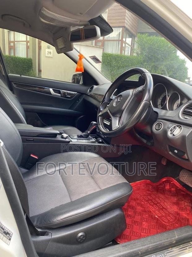 Mercedes-Benz C250 2011 White