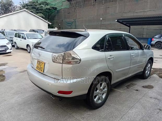 Toyota Harrier 2005 Silver