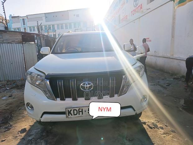 Toyota Land Cruiser Prado 2014 White