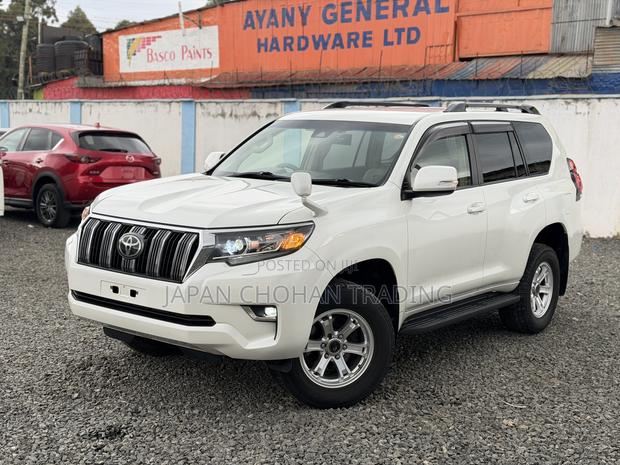 Toyota Land Cruiser Prado 2.8 2019 White
