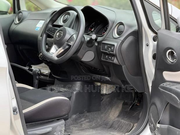 Nissan Note 2019 Silver