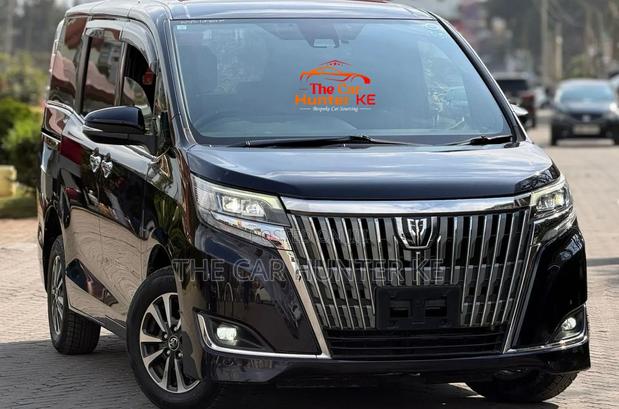 Toyota Esquire 2019
